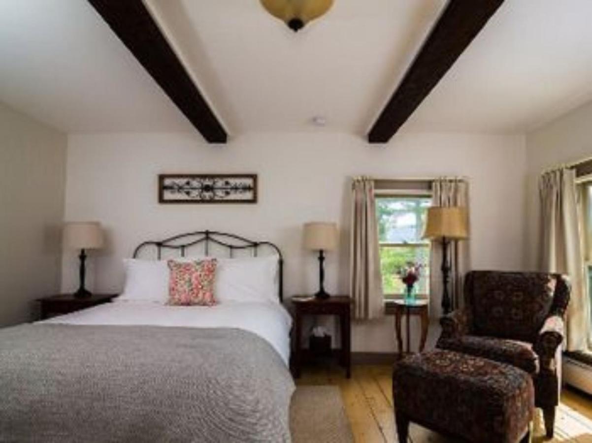 Bark Eater Inn Keene ภายนอก รูปภาพ